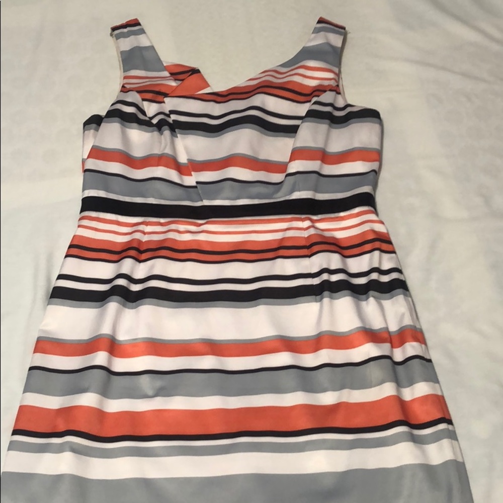 Stripe lined dress, V back